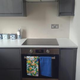 Stylish 3BR Near Liverpool Parking WiFi, hotelli kohteessa Wallasey