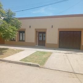 Casa centro Las Flores, отель в городе Лас-Флорес