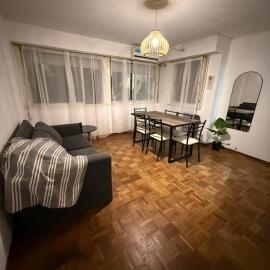 Viesnīca Amplio y luminoso departamento de 2 dormitorios pilsētā Laplata