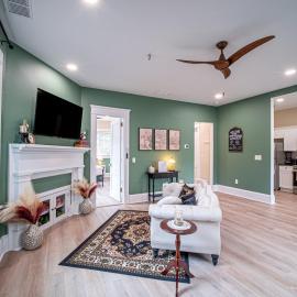 The Marietta Square Manor - Marietta Square