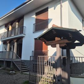 Villa Cantalupo 1, hotelli kohteessa Sillavengo