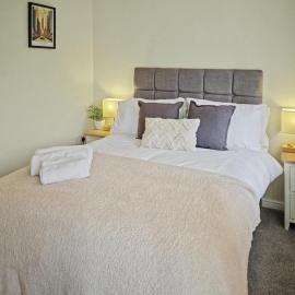 Premium 2Bed Parking Near NEC,BHX,JLR,Sleeps 5