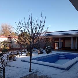 Private Yard&House, hotel a Muruntau