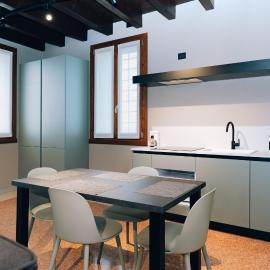 Legnago Suite Apartments, hótel í Legnago