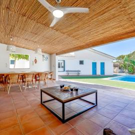 MAR Y CEL - By Almarina Villas: Teulada'da bir otel