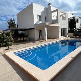 32 Salamandre, hotel in Les tres Cales