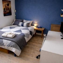 Le chalet, Hotel in Oullins
