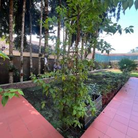 Aburi Emerald Garden Retreat, hotel em Aburi