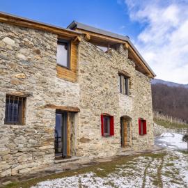 Chalet Casa Ulme' by Interhome, hotel i Buglio in Monte