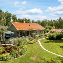 Holiday Home Kallvik by Interhome, khách sạn ở Kögenäs
