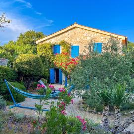 Old Stonehouse Stari San
