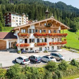 Landhaus Marchfeld Top 3, Hotel in Wildschönau