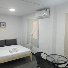 Middle Road Hostel, Hotel in Amphoe Koh Samui