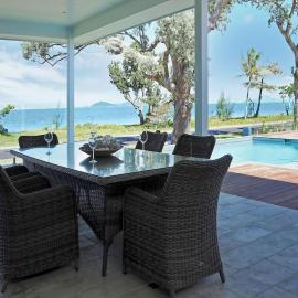 Solace Dream Beachfront Escape