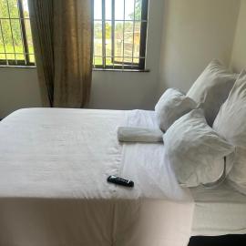 Empangeni guest house 2, hotel in Empangeni