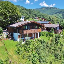 Chalet in Niedernsill near Zell am See Ski Area, hotel in Niedernsill