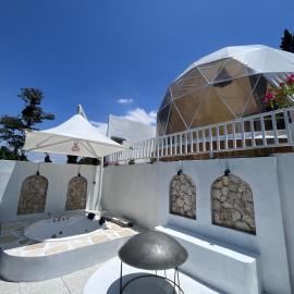 Naima 3, Hotel in Panjadakan