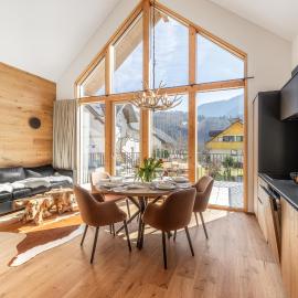 Chalet Bela, hotel in Bohinjska Bela