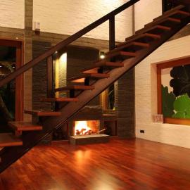 Modern Rustic n Unique Omega Villa - Lembang, Hotel in Tegalharendong