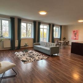 Grand Suite - Perfekt für 6! Küche Parken WLAN