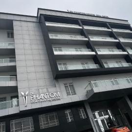 Dephantom Continental Hotel, hotel a Lagos
