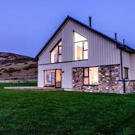 Porthdinllaen by Together Travel - Luxury 5-Bed Holiday Retreat, hotel i Pistyll