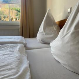 Weingut Sauer-Kettermann, Hotel in Enkirch