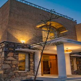 Maanya by the Lake By Samav hotels