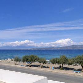 Beachfront Absolute Bliss in Perigiali, Korinthia