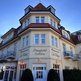 Strandhotel Sonnenburg, ξενοδοχείο σε Kühlungsborn