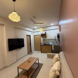 The Cozy Cove , Modern 1BHK near Nipania Indore