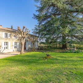 Maison Atout'vent, hotel u gradu Boutenac-Touvent
