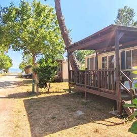 Camping Punta Navaccia am Trasimeno See 24274, hotel in Tuoro sul Trasimeno