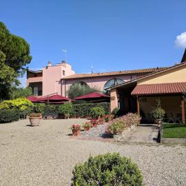 Molino D'Era Country Hotel, hotel Volterrában