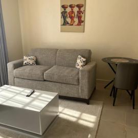 URBAN NEST HOMEs MACHAKOS, hotel a Masaku