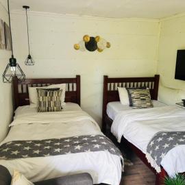 Cabin in The Garden – Kwekwe - 2369: Kwekwe şehrinde bir otel