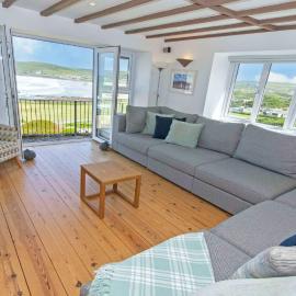 Stables - BEST Sea views in Croyde Sleeps 8