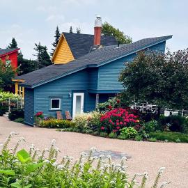 Lodging at Goose Cove Retreat - Trinity, Newfoundland, hotel u gradu Triniti