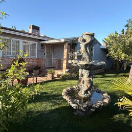 Guest house close to Universal Studios