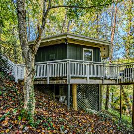 The Treehouse at Banner Elk โรงแรมในเบนเนอร์เอลค์