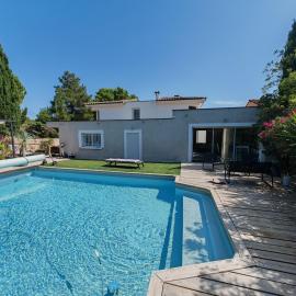 Studio au calme avec piscine