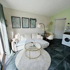 Le Cocon de Laroque: Laroque şehrinde bir otel
