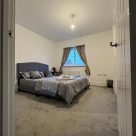 Beautiful Private Ensuite Minutes to city centre, hotell i Stoke on Trent