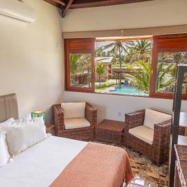 Beachfront Studio with Pool Caponga, hotelli kohteessa Cascavel