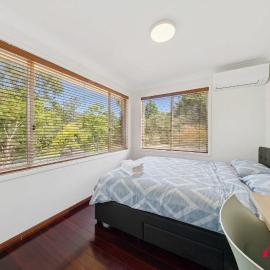MetaWise Cozy Family Room3 in Shared Home Free Parking, hotel in Castle Hill