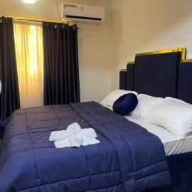 Brand new 2 and 3 bedroom apartment in Bodija, Ibadan, hotel in Ibadan