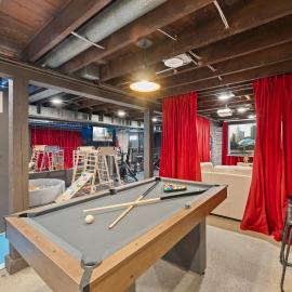 Portage Park, Jacuzzi, Movie Theater, Games & Arcade