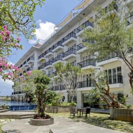 New Jimbaran Hotel、ウンガサンのホテル