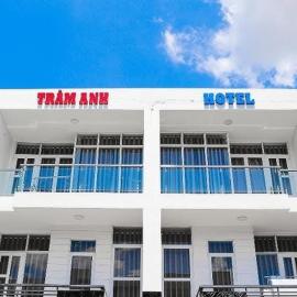 Hotel Trâm Anh 1: Nhơn Trạch şehrinde bir otel