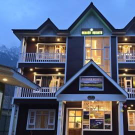 Hotel Heaven Heights – hotel w mieście Pahalgam